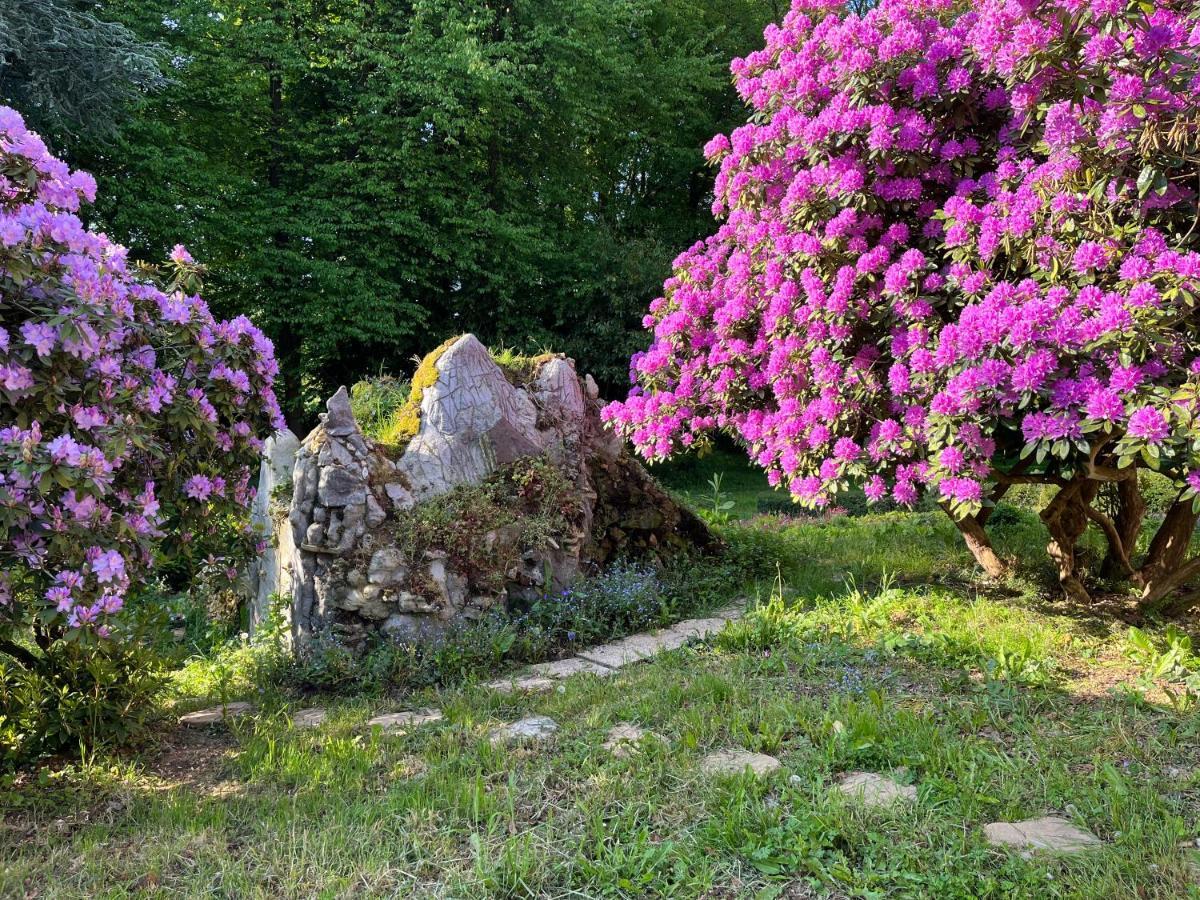 Chateau De Moliens 외부 사진