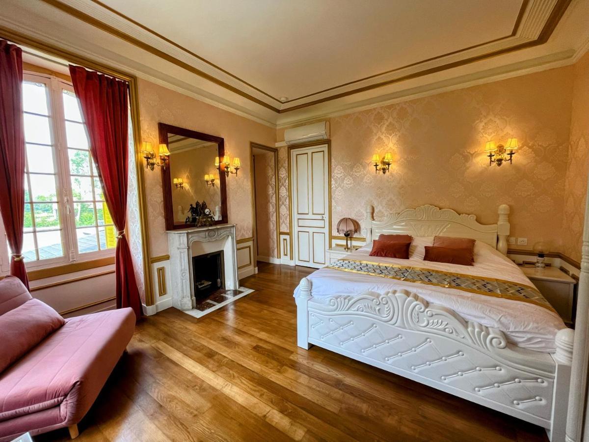 Chateau De Moliens 외부 사진